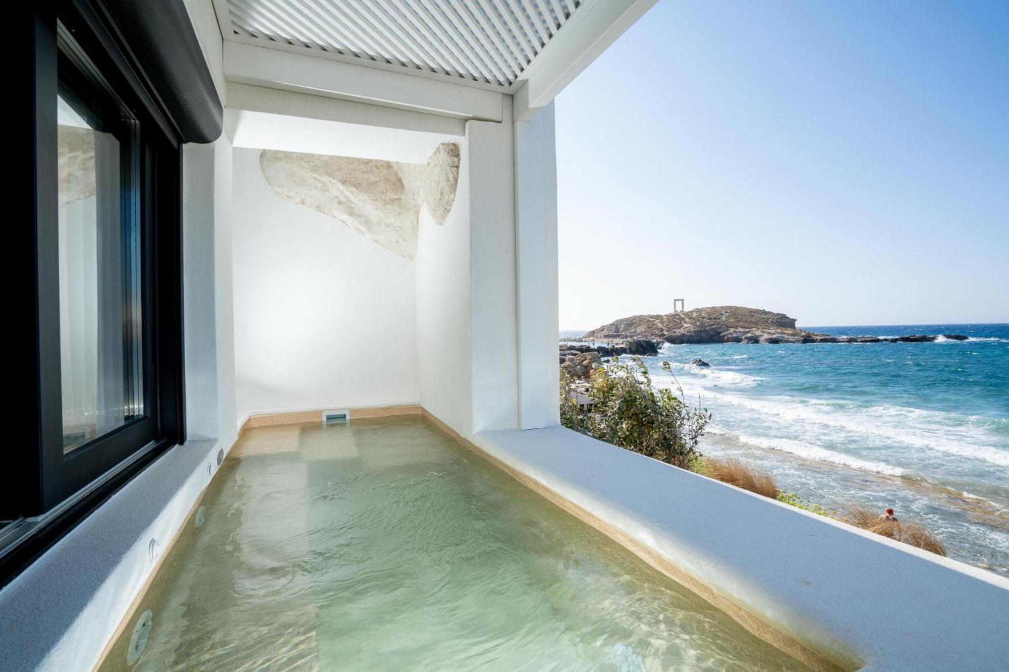 Portara Seaside Luxury Suites Naxos City Exterior photo